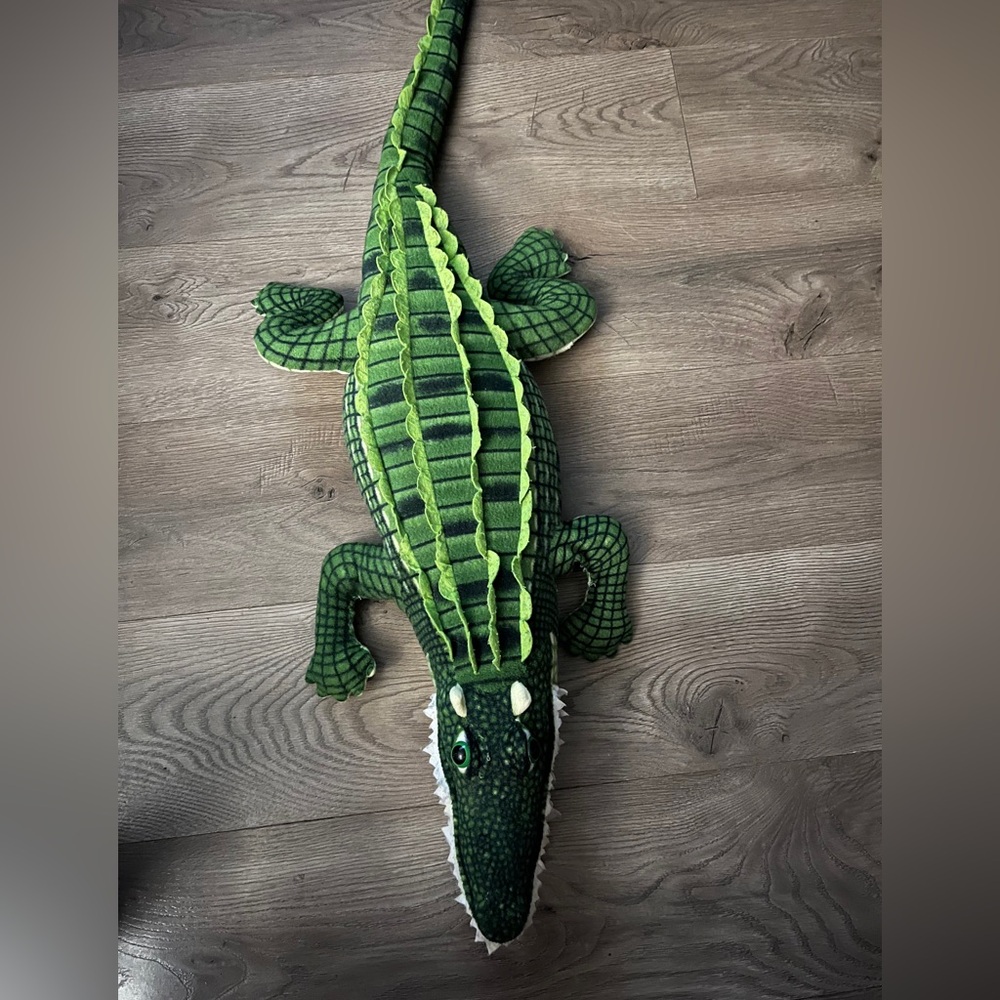 Crokadile alligator large realistic 41" vibrant green soft stuffy wild jungle